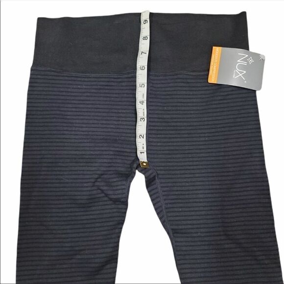 Nux leggings moderate compression ribbed striped Size M NWT - Picture 6 of 7